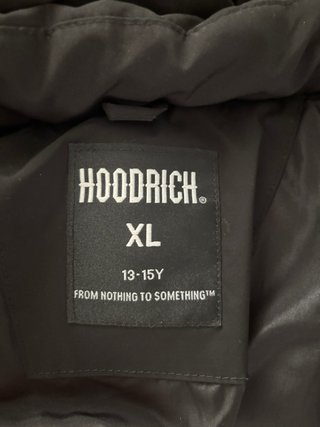 Abrigo Hoodrich Negro
