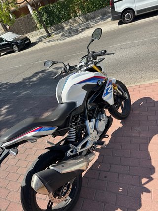 BMW G310R