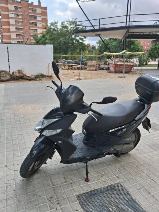 Kymco Agility City 125 Scooter Negra