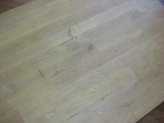 MESA PLEGABLE DE MADERA
