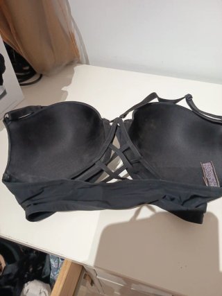 Sujetador Victoria's Secret lunares y sujetador ne