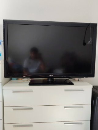 Televisión LG Negra