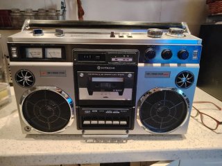 Hitachi TRK-8155E Boombox Radio Cassette