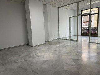 Oficina en alquiler en Zona Centro en Córdoba