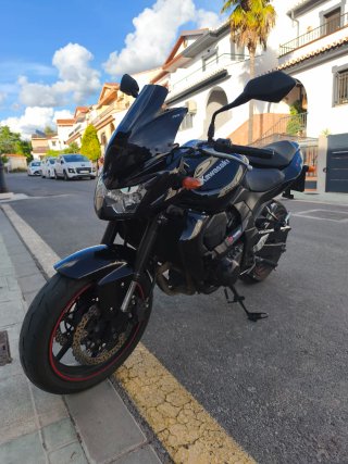 Kawasaki Z750 Naked Negra