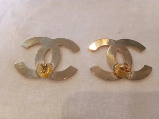 Pendientes Chanel Dorados