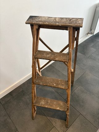 Antigua escalera de madera de pintor (Vintage)