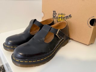Dr. Martens Polley Mary Jane Nero