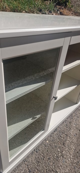 Aparador bufet LIATORP de IKEA