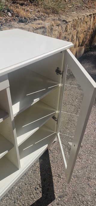 Aparador bufet LIATORP de IKEA
