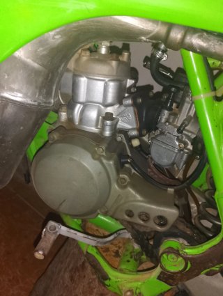 Kawasaki KX 85 LW Motocross Verde
