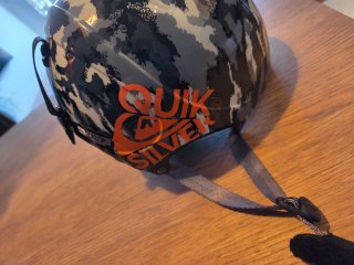 Casco Quicksilver infantil con gafas 52 cm