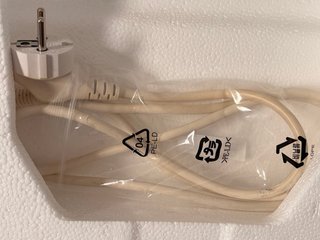 TV LG 43 blanca