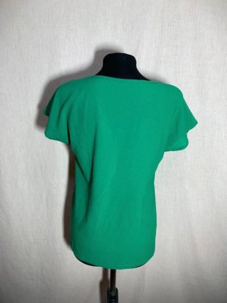 Blusa verde con bolsillo