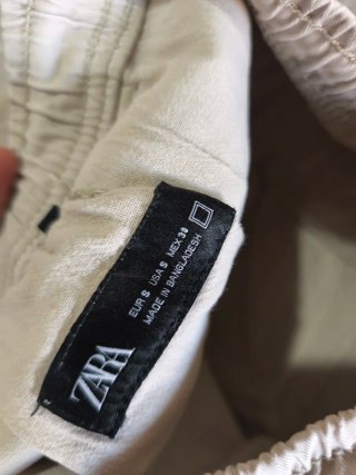 Pantalón Cargo Zara Beige Talla S