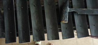 Xilófono de madera tallada
