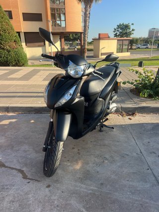 Honda Vision 110 2024 Negra