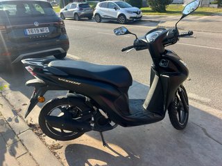 Honda Vision 110 2024 Negra