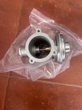 Válvula EGR BMW E90 Nueva + Juntas