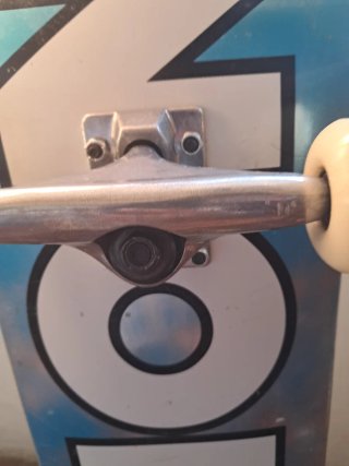 Skate Nomad