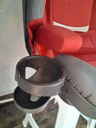 Silla coche sin Isofix roja y gris