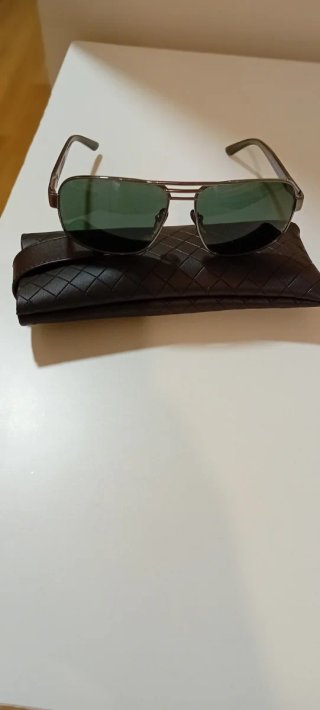 GAFAS DE SOL PRADA