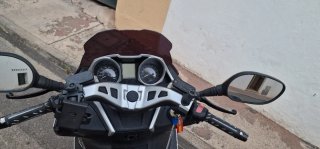 Kawasaki Maxi-Scooter Plata