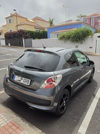 Peugeot 207 2009