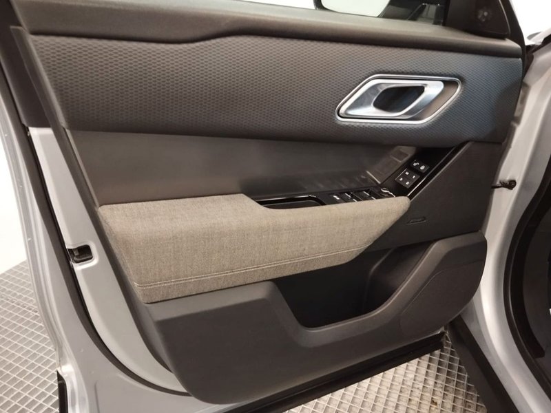 Land Rover Range Rover Velar 2.0 P S 4WD Aut. 2018, foto 50
