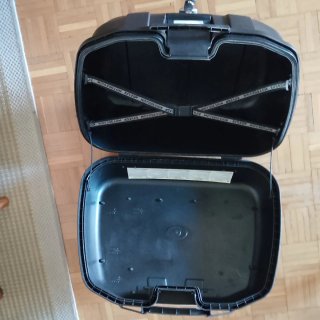 Baúl Moto GIVI TRK52