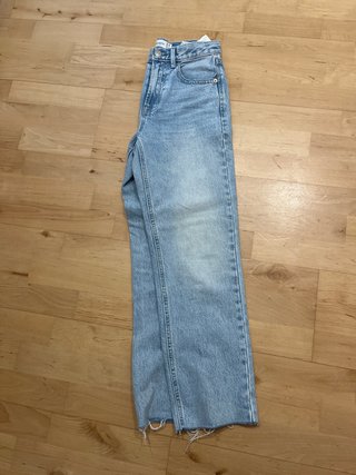Pantalones vaqueros rectos chica