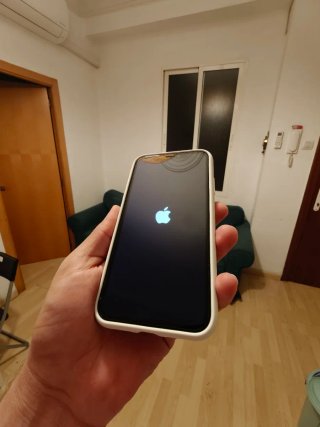 iPhone XR 64GB