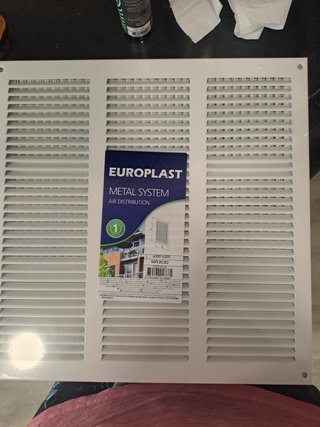 Rejilla ventilación Europlast 30x30