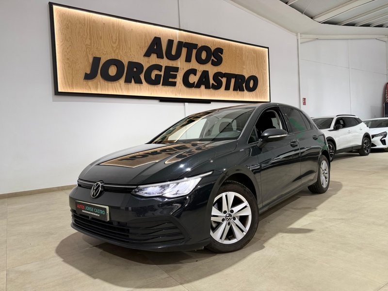 Volkswagen Golf 2022, foto 2