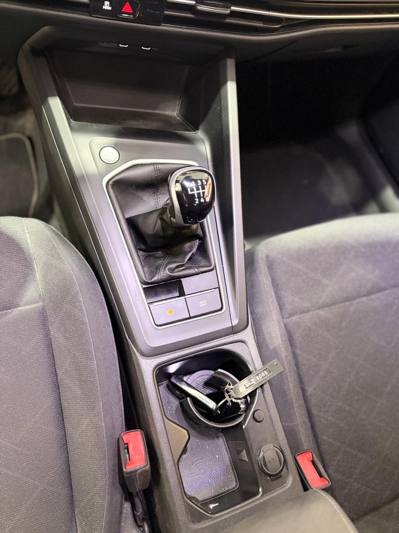 Volkswagen Golf 2022, foto 11