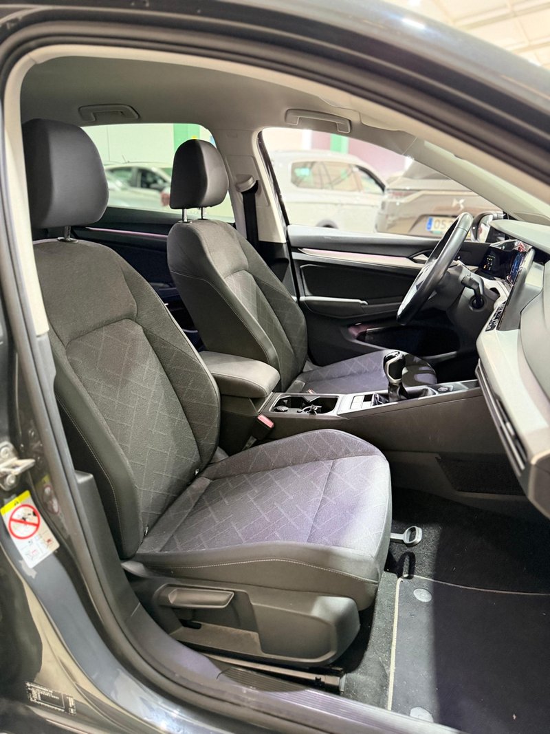 Volkswagen Golf 2022, foto 16