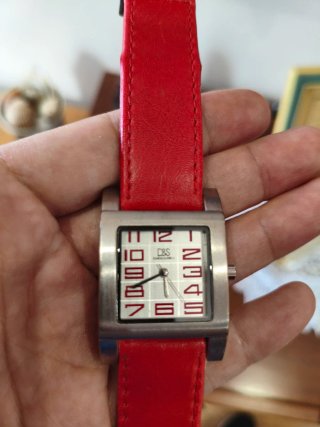 Reloj DBS Cuadrado Correa Roja