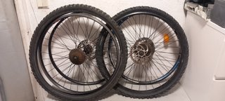 4 Ruedas Bici 26 con Frenos Disco
