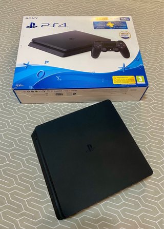 PS4 Slim 500GB + 2 mandos originales + 6 juegos