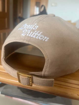 Gorra Louis Vuitton Beige