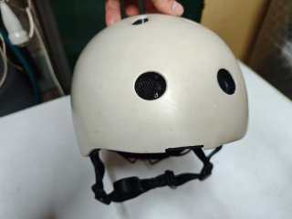 Patinete 2 en 1 con casco