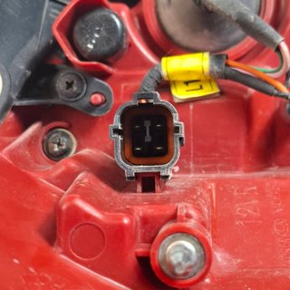 PILOTO TRASERO DERECHO KIA KIA SPORTAGE (SL) 2010-2015