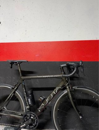 Bicicleta de carretera Kuota Kharma Carbono
