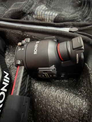 DJI RS 2 Pro Combo Gimbal Estabilizador