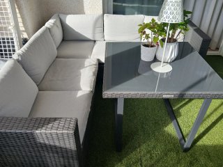 Conjunto terraza: rinconera y mesa
