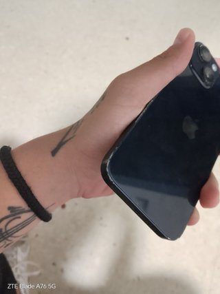 iPhone 14 Apple