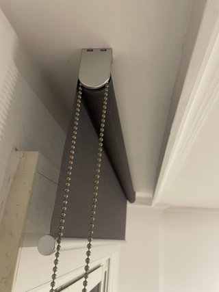 Tenda a rullo nera 104 cm