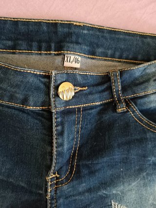 Pantaloncino jeans donna con paillettes