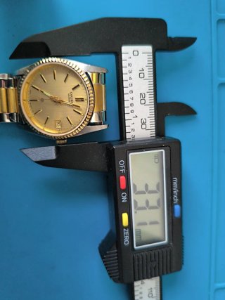 Reloj Orient Cuarzo Dorado Acero Inoxidable