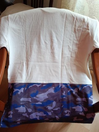 Camiseta Prada Talla M y KL